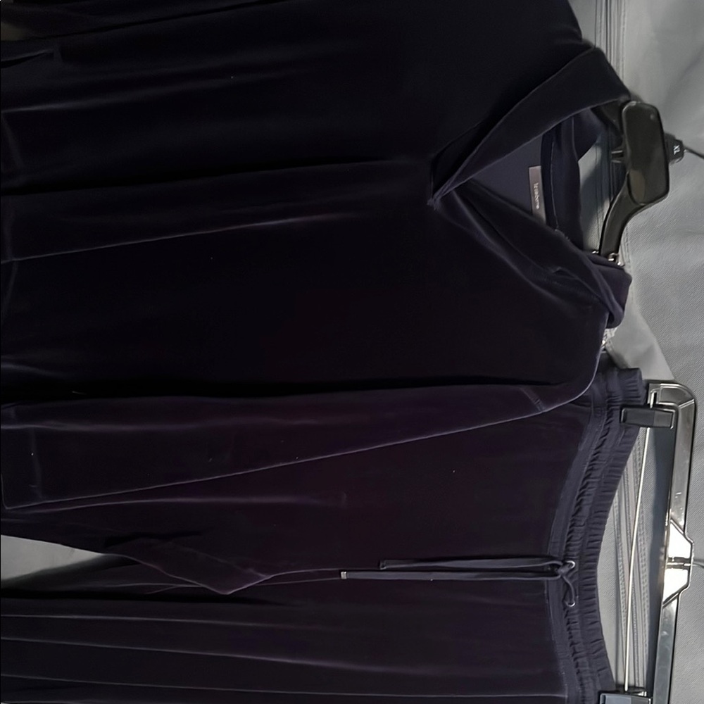 Cozy Liz Claiborne Elegant Dark Plum Outerwear Set Size XL
H – 51